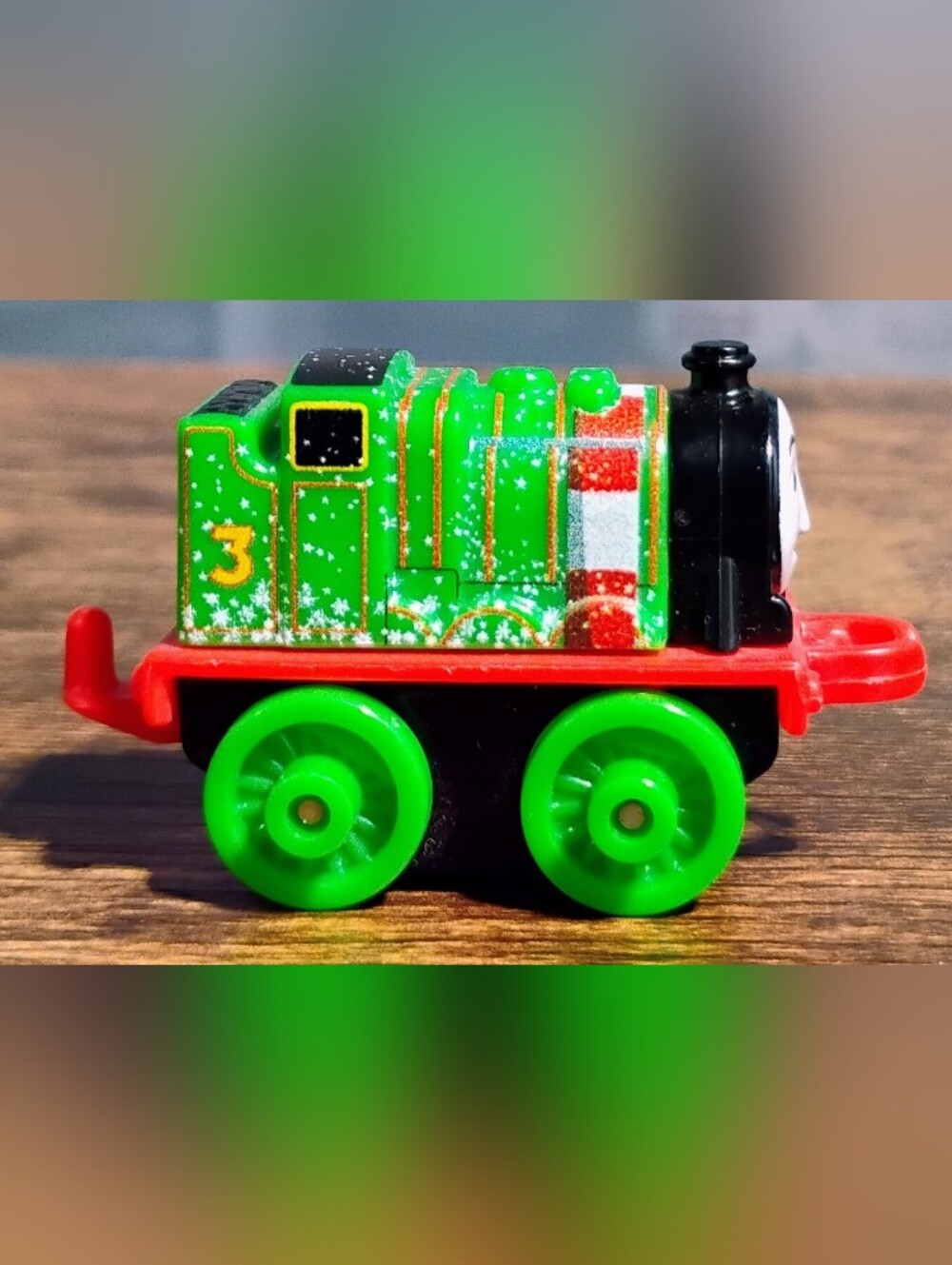 Thomas & Friends Minis: Advent Calendar Henry - Picture 5 of 7